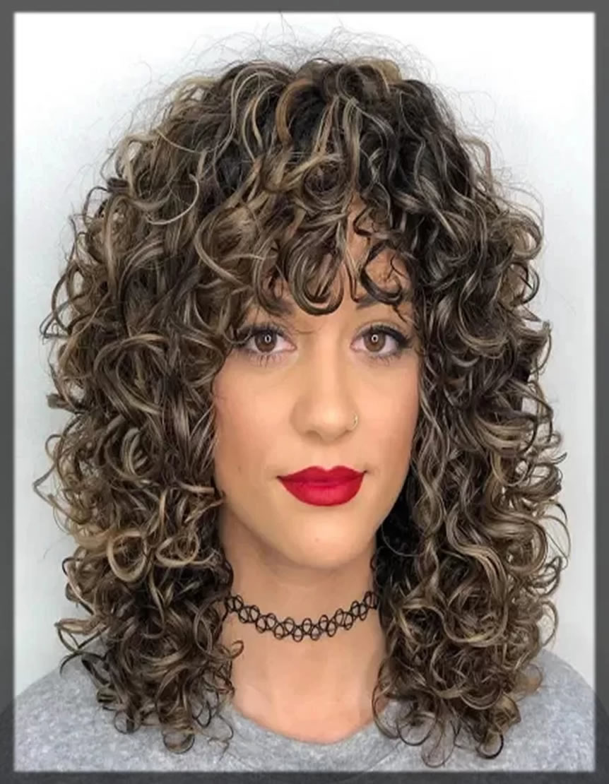 curly-hairstyle-with-curly-bangs